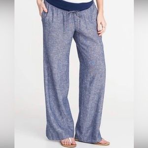 Old Navy Maternity linen pants. Size S